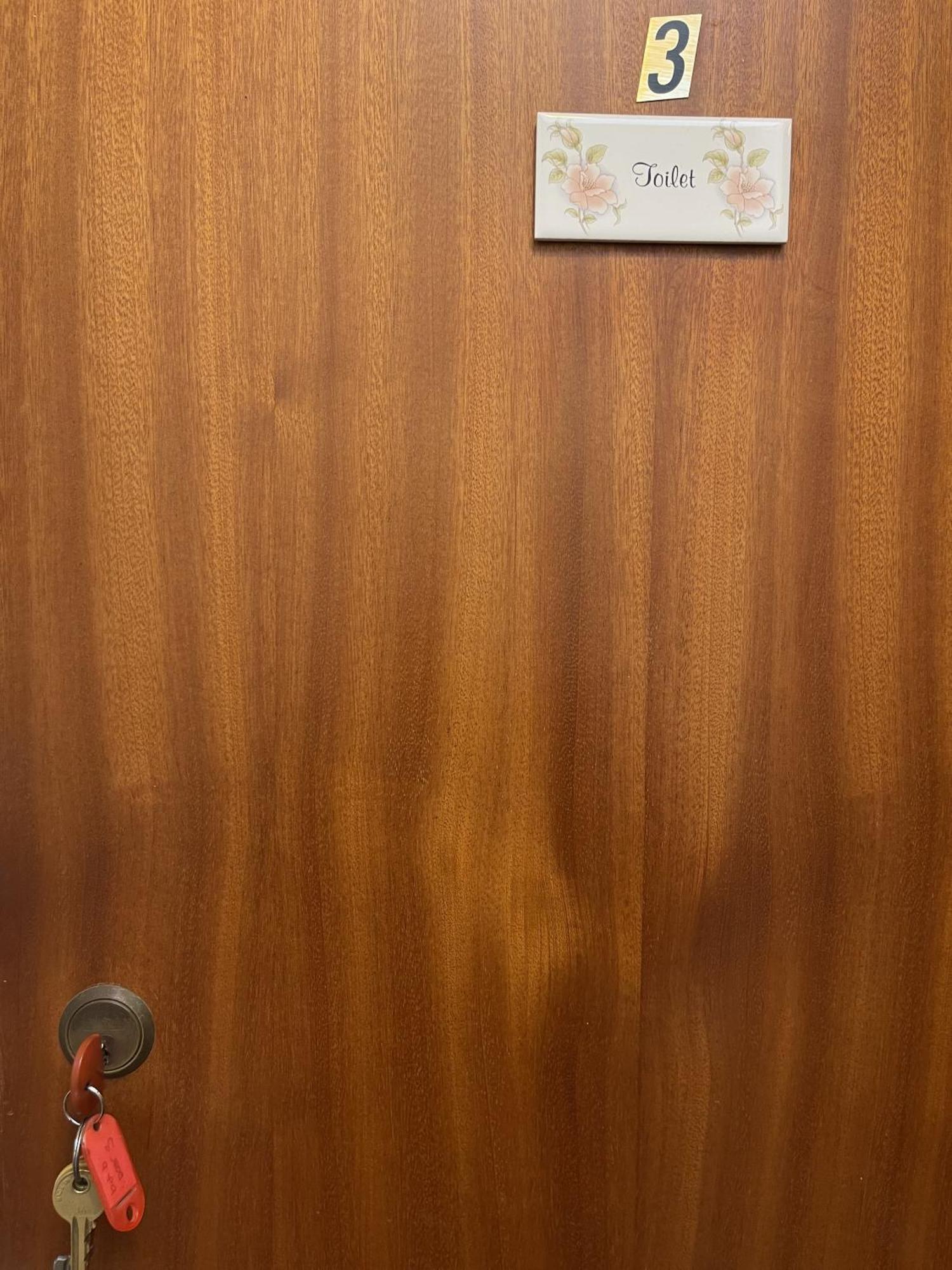 פלימות' Lamplighter Guesthouse חדר תמונה
