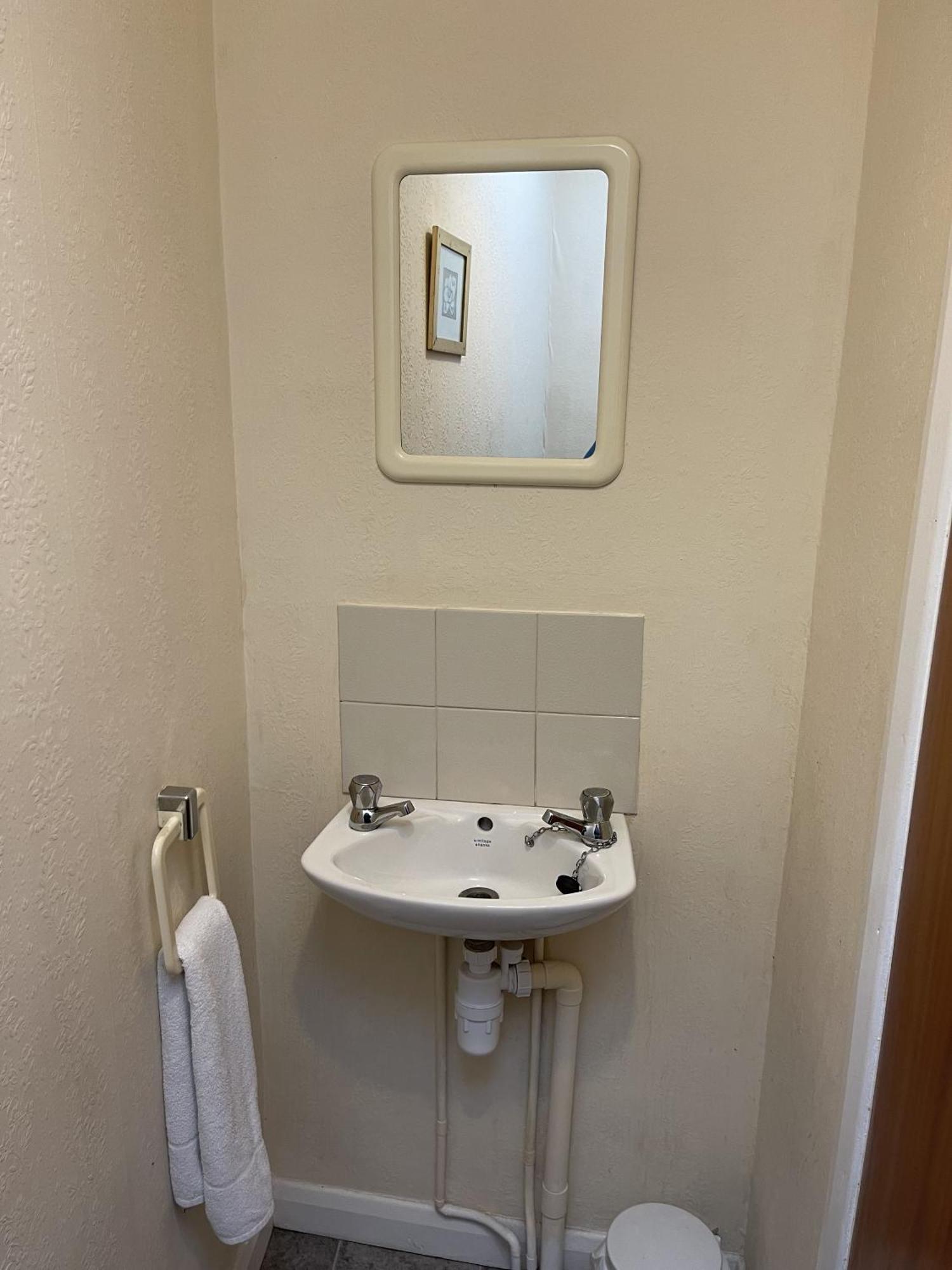 פלימות' Lamplighter Guesthouse חדר תמונה